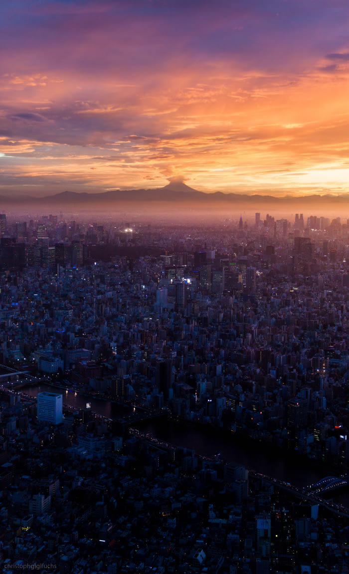 the sunrise over tokyo, beautiful scenery