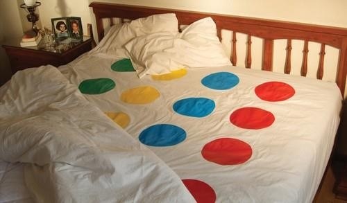 bed sheets, twister, win