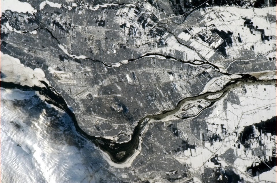 montreal as seen from space, quebec satellite imagery