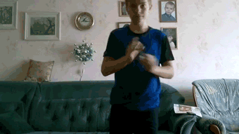 kid tries yoyo trick and hits self in face, fail