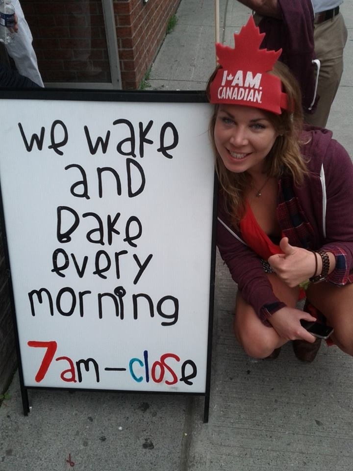 sign, wake and bake, shop, win