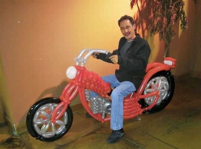 motorcycle, balloon art, win