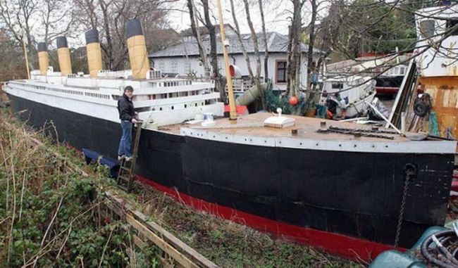 titanic replica, huge