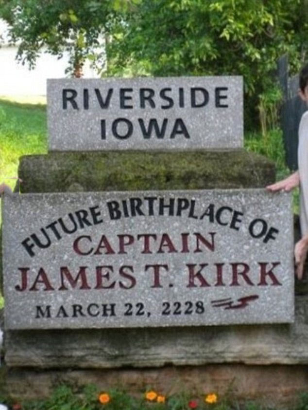 future birthplace of james t kirk, riverside iowa
