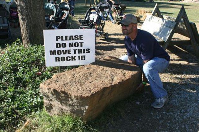 sign, do not move this rock, rebel