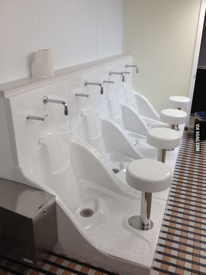 men's washroom, wtf