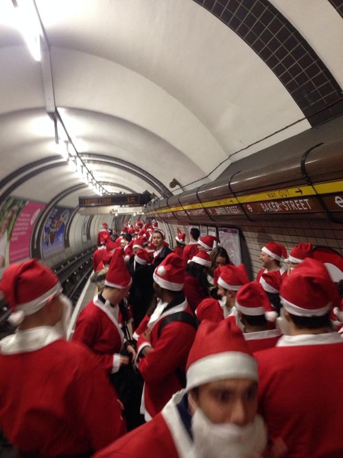 santa claus conference, subway, wtf, christmas