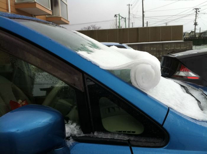 snow roll up, windshield, cool