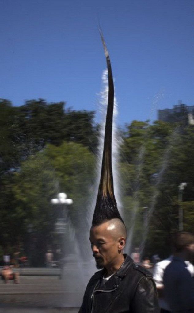 epic mohawk with water jet backdrop
