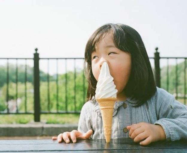 how not to eat an ice cream cone