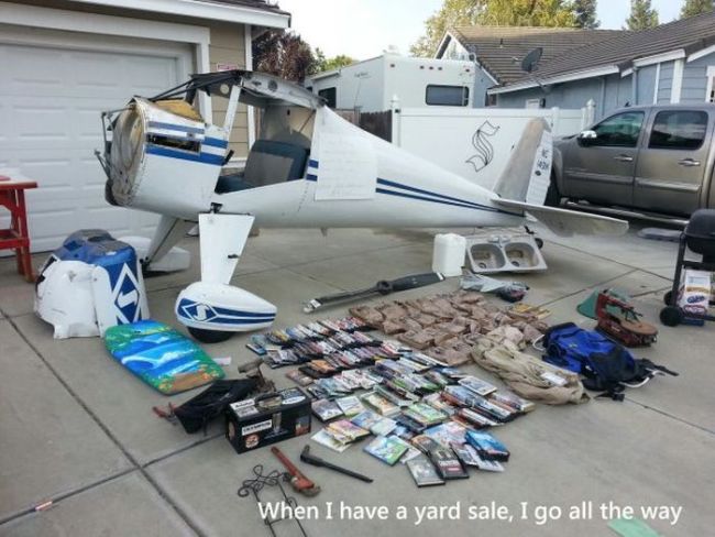 guy selling his airplane at a yard sale, when i have a yard sale, i go all the way