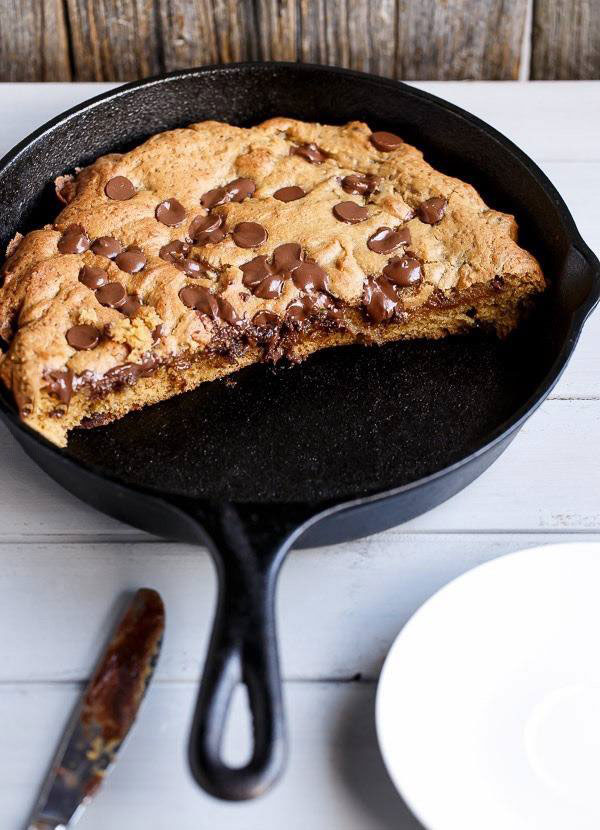deep dish nutella filled chocolate chip cookie