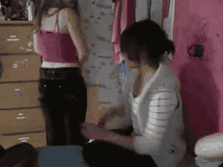 girls lights fart on fire and can't put it out, fail