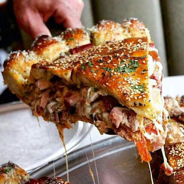 garlic crust talian pizza pie, food porn