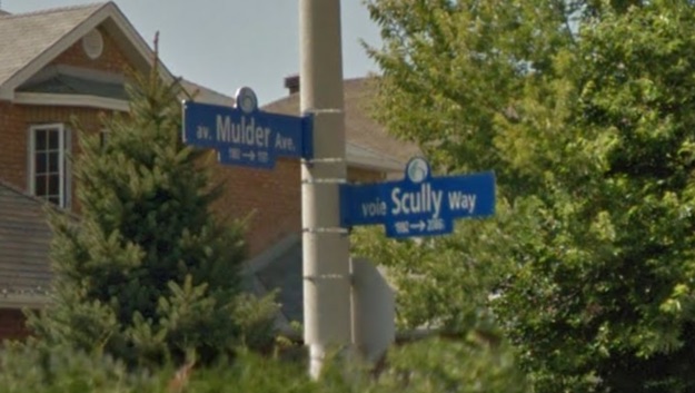 just a reminder that a mulder and scully intersection exists in canada