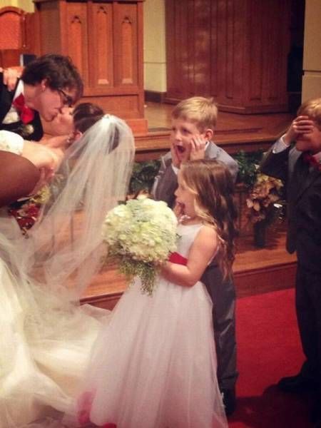 kids react to wedding kiss, lol
