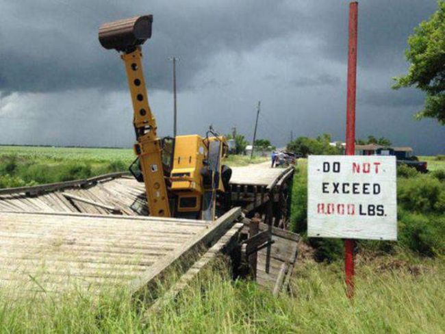 do not exceed 8000lbs, bridge collapses under construction equipment