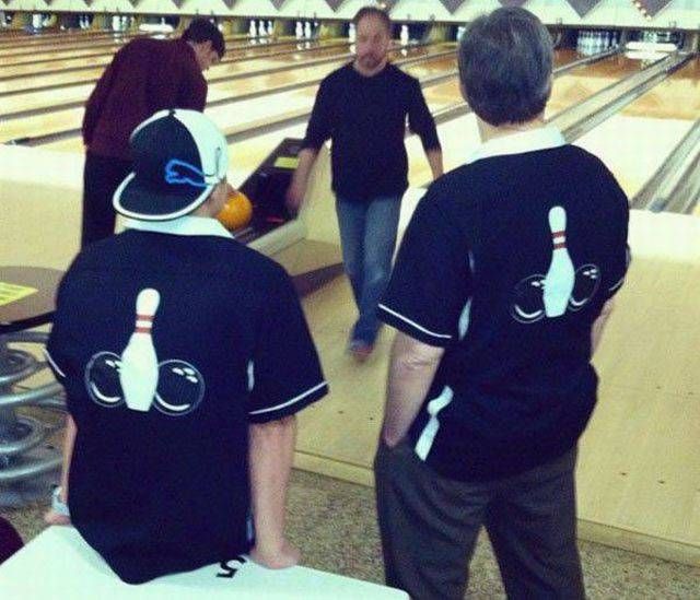 best bowling crew t-shirt for men, two balls and a pin