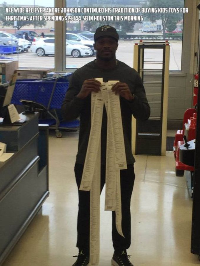 nil wide receiver andre johnson continued his tradition of buying kids toys for christmas after spending 1944.58$ in houston this morning