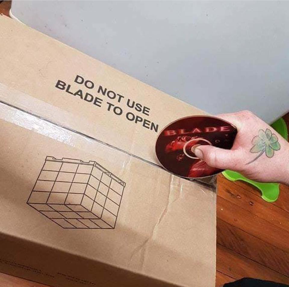 do not use blade to open, rebel