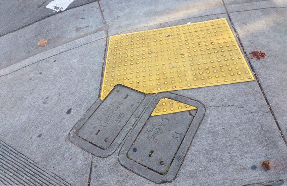 sidewalk grate placement, fail, wtf