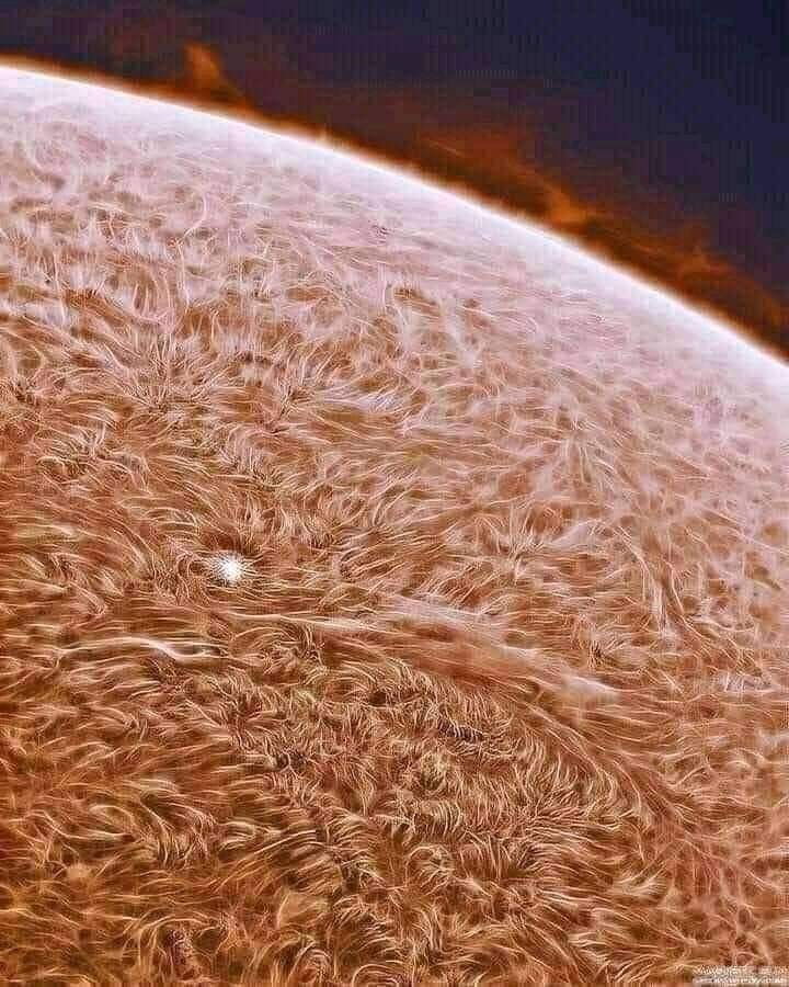 clearest picture of the sun ever recorded, it isn't fire, it's energy